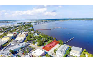 101 S Colorado Avenue, Stuart