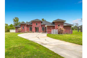 2851 Armsdale Road, Jacksonville