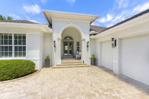 842 Carolina Circle Sw, Vero Beach