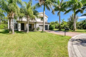 4540 Sw Scrub Pine Terrace, Palm City