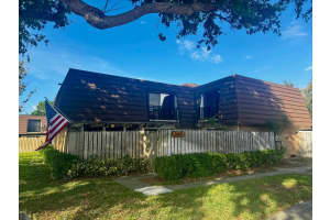 1807 18th Lane, Palm Beach Gardens