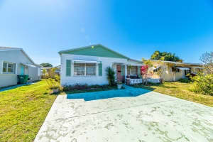4810 Nw 49th Drive, Tamarac