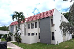 3199 Coral Hills Drive 2, Coral Springs