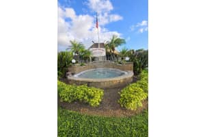 3940 Nw 42nd Avenue 221, Lauderdale Lakes