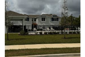 5786 Se Edgewater Circle, Stuart