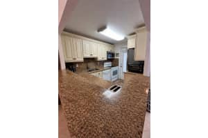 400 Se 10th Street 202, Deerfield Beach