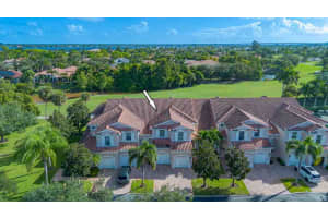 2371 Sw Carriage Hill Terrace 202, Palm City