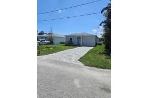 3838 Se Grant Street, Stuart