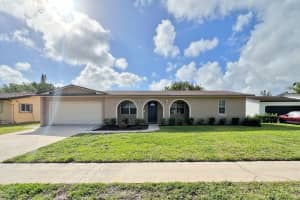 260 Lake Drive, Coconut Creek