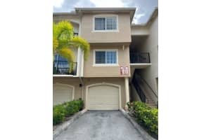 800 S Crestwood Ct Court S 811, Royal Palm Beach