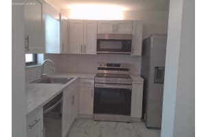 9233 Sw 8th Street 404, Boca Raton