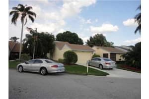 6691 S Pine Court, West Palm Beach