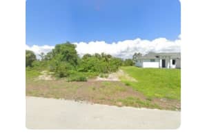 929 Oxford Avenue S, Lehigh Acres