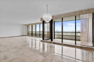 100 Lakeshore Drive 1955, North Palm Beach