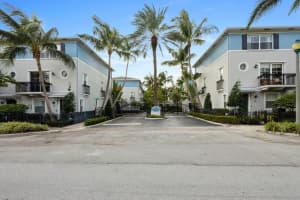 58 Atlantic Grove Way, Delray Beach