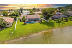 20725 Waters Edge Court, Boca Raton