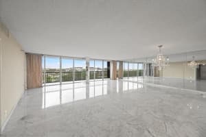 2480 Presidential Way 704, West Palm Beach
