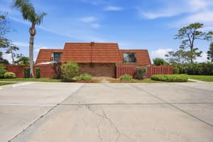 1485 Augusta Circle 124, Delray Beach