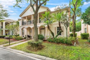 8058 Murano Circle, Palm Beach Gardens