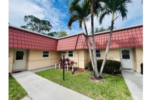 146 Amherst Lane, Greenacres