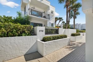 5790 Jimmy Buffett Mem Highway, Vero Beach