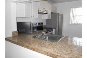 789 Nw 103rd Terrace 101, Pembroke Pines