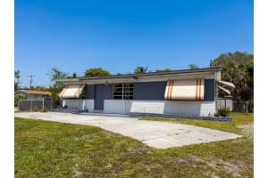 5921 Sw 41st Street, West Park