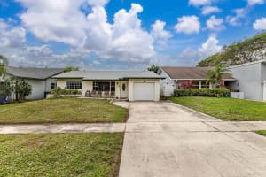564 Nw 55th Street, Boca Raton