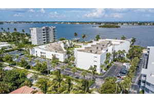 3701 S Flagler Drive B303, West Palm Beach