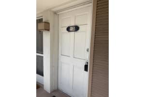 148 Yacht Club Drive 13, North Palm Beach