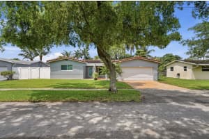 5261 Sw 89th Avenue, Cooper City