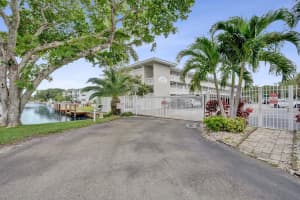 900 Sw 12th Street 100, Fort Lauderdale