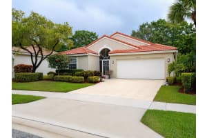 10864 Royal Caribbean Circle, Boynton Beach