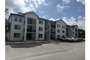 1018 Villa Circle, Boynton Beach