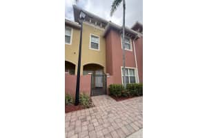 2851 W Prospect Road 502, Tamarac
