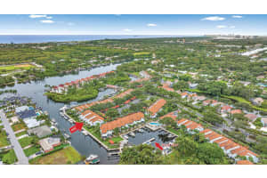 2339 Treasure Isle Drive 42, Palm Beach Gardens