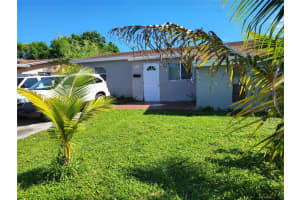 2330 Ne 1st Avenue, Pompano Beach