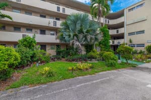1660 Ne 191st Street Unit 311, Miami