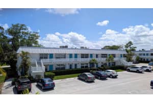 2929 Se Ocean Boulevard 111-2, Stuart