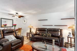 2801 Somerset Drive, Lauderdale Lakes