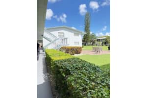 186 Norwich H 186, West Palm Beach