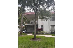 16206 Laurel Drive 201, Weston