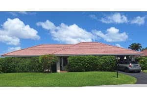 233 Rio Vista Circle 233, Atlantis