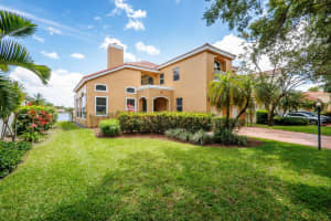 4059 Lansing Avenue, Cooper City