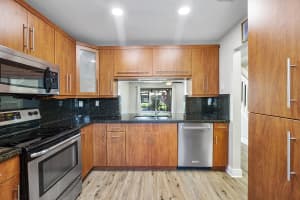 10723 Nw 10th Street, Pembroke Pines