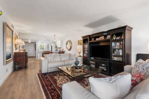 3499 Oaks Way 407, Pompano Beach