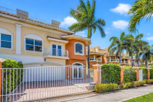 903 Ne 17th Way 104, Fort Lauderdale