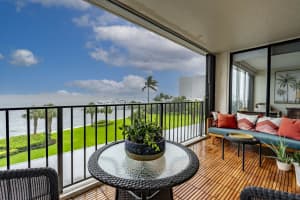 124 Lakeshore Drive 428, North Palm Beach