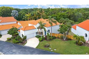 2596 La Cristal Circle, Palm Beach Gardens