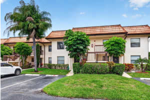 7245 Golf Colony Court 205, Lake Worth